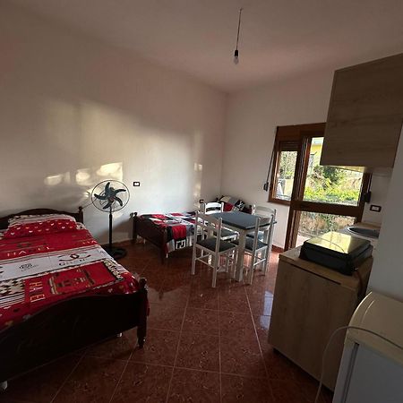Apartment For Rent Vacation Krasniqi Karpen Zewnętrze zdjęcie