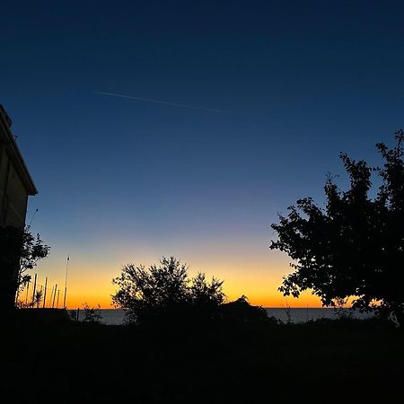 Apartment For Rent Vacation Krasniqi Karpen Zewnętrze zdjęcie